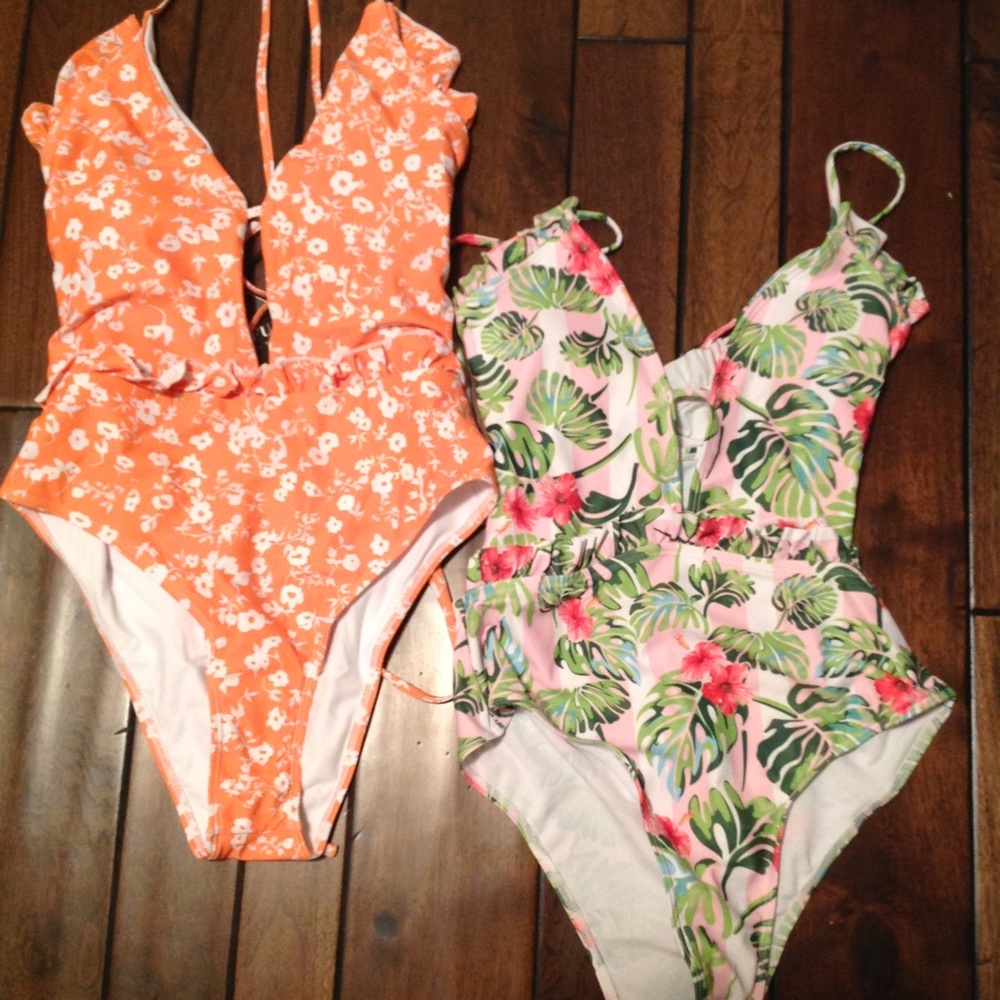Zaful size medium NWT one piece swim suit